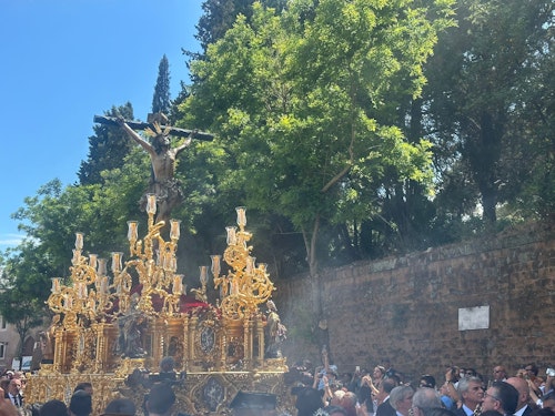 Procesión en Roma con el Cachorro y la Esperanza de Málaga, en directo: última hora del recorrido
