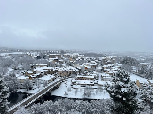 Paisaje nevado en Puebla de Sanabria durante el temporal de la borrasca Ingrid
