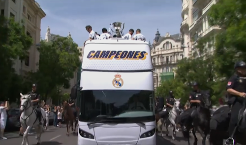 Celebración del Real Madrid como campeón de Liga, en directo: recorrido y última hora hoy