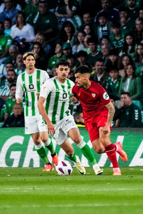 Derbi Betis - Sevilla: resumen, goles y ruedas de prensa del partido de LaLiga EA Sports 2023-2024