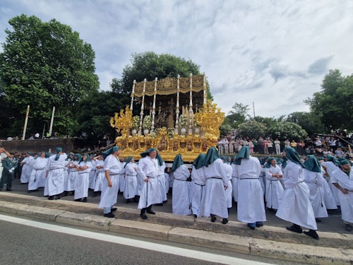 Procesión en Roma con el Cachorro y la Esperanza de Málaga, en directo: última hora del recorrido