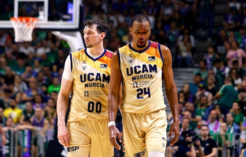 El Unicaja se jugará en Murcia la única vida que le queda (83-101)