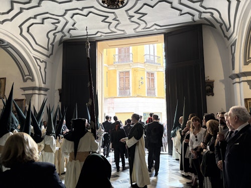 Directo | Traslados y procesiones del Sábado de Pasión en Málaga 2025