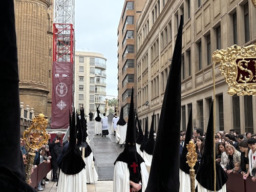 Directo | Traslados y procesiones del Sábado de Pasión en Málaga 2025