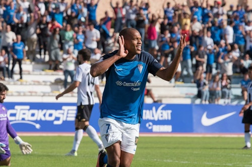 Así contamos el histórico empate del Málaga en San Fernando con gol del portero Alfonso
