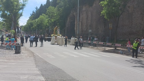 Directo | La Esperanza se encierra y se despide de Roma tras la Gran Procesión