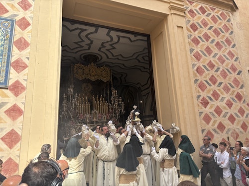 Directo | Traslados y procesiones del Sábado de Pasión en Málaga 2025