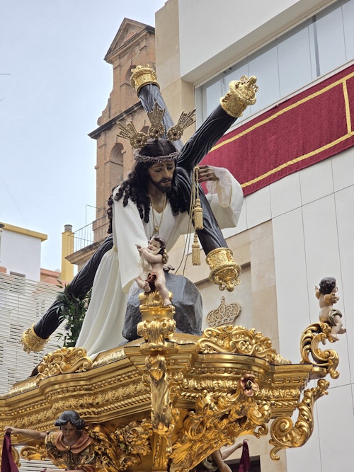 Directo | Traslados y procesiones del Sábado de Pasión en Málaga 2025