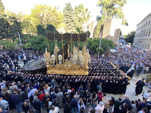 Directo | Servitas completa un Viernes Santo en todo su esplendor