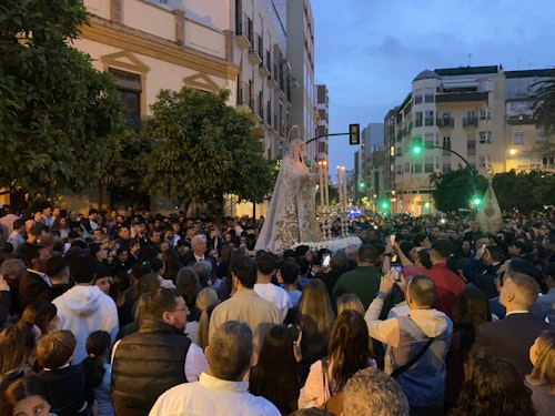 Directo | Traslados y procesiones de vísperas de la Semana Santa de Málaga 2025