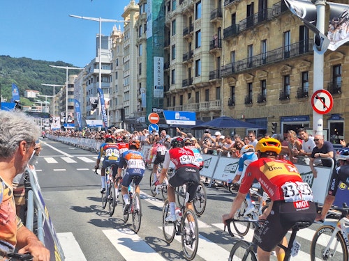 Hirschi, vencedor de la Clásica de San Sebastián 2024