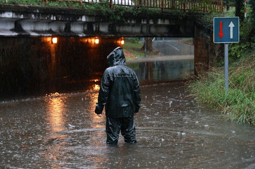 Gipuzkoa, en alerta naranja por lluvias: Inundaciones en Bidasoa y Errenteria y desbordamientos en Zumaia