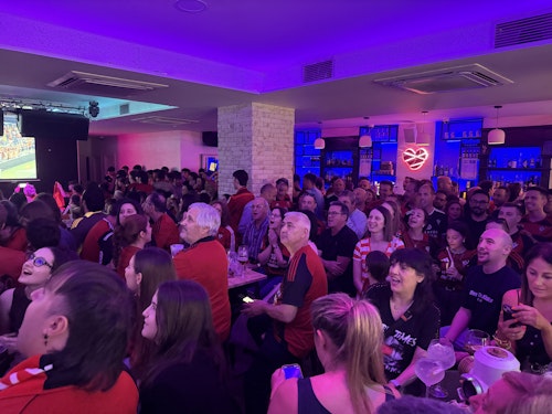 El Mirandés siente el calor de su afición hasta el final, y más