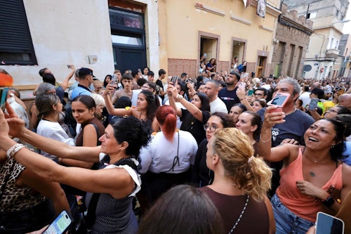 Procesión de la Virgen del Carmen, en directo: una multitud entre incienso, vivas y lágrimas
