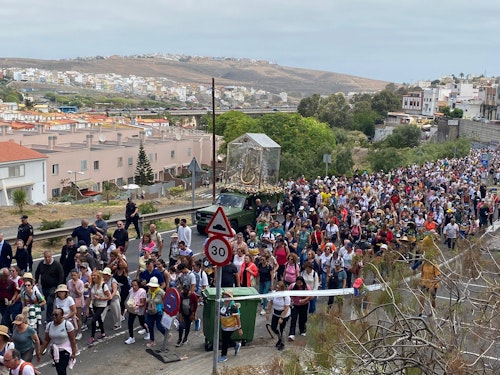 La Bajada de la Virgen del Pino: concluye el recorrido, la patrona ya está dentro de la catedral