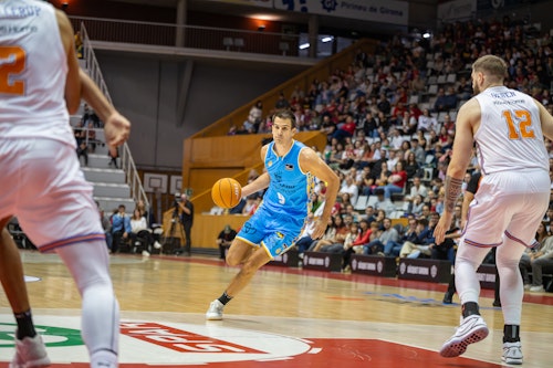 Bàsquet Girona - Dreamland Gran Canaria: partido, parciales y resultado, en directo