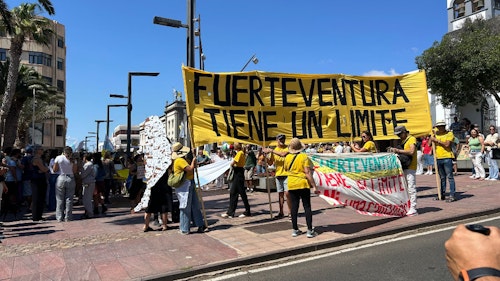 Así hemos contado en directo las manifestaciones del 18M &#039;Canarias tiene un límite&#039;