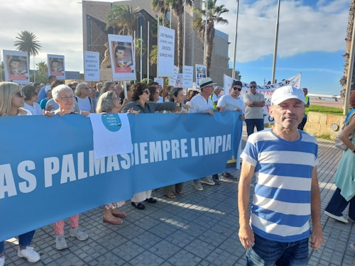 Manifestación en Las Palmas de Gran Canaria: el malestar contra la gestión municipal toma Las Canteras