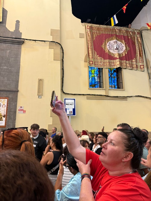 Procesión de la Virgen del Carmen, en directo: una multitud entre incienso, vivas y lágrimas