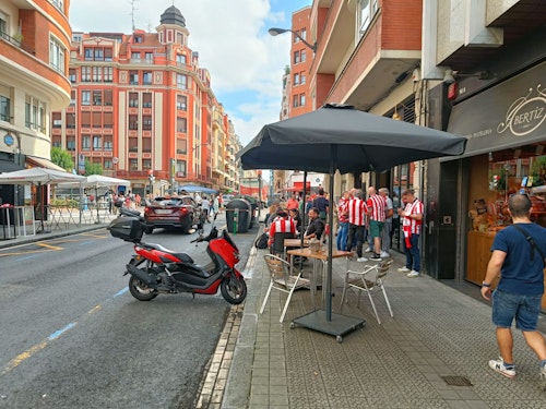 En directo, Bilbao se prepara para el regreso a la Champions