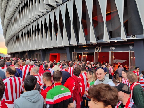 En directo, el ambiente del Athletic-Manchester United