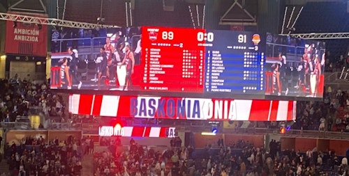 El Valencia gana sobre la bocina y con pitada del Buesa Arena