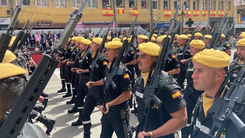 Directo: Gran desfile militar en Oviedo por el Día de las Fuerzas Armadas