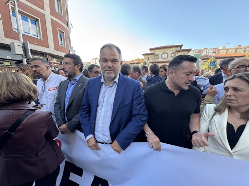 La fuerza de los asturianos contra un peaje «injusto»: así te hemos contado en directo la manifestación por el Huerna