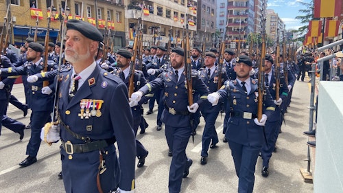 Directo: Gran desfile militar en Oviedo por el Día de las Fuerzas Armadas