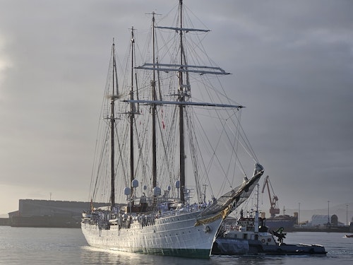 Así ha sido una jornada histórica para Gijón con la llegada de la Princesa Leonor y el 'Elcano'