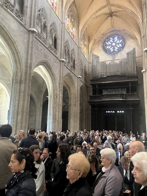 En directo: el arzobispo preside en la Catedral de Oviedo la ceremonia de despedida al Papa Francisco
