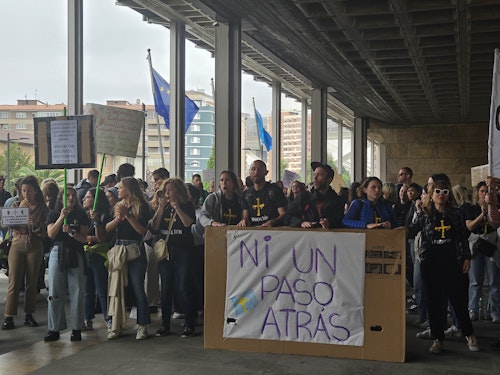 En directo: Preacuerdo por la Educación en Asturias, pero con críticas de parte de los docentes: «Los sindicatos nos vendieron»