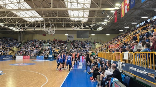 Perfumerías Avenida - Valencia Basket: resultado del partido de Liga Femenina (76-73)