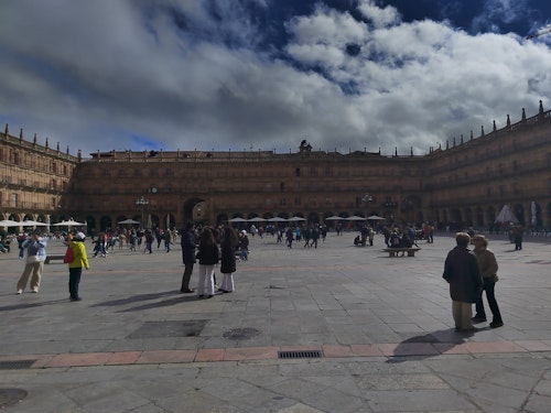 Así te hemos contado en directo las procesiones del Viernes Santo en Salamanca