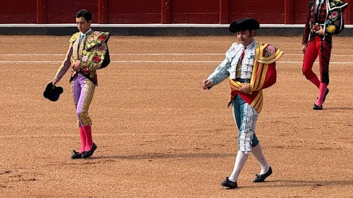 Jornada histórica en La Glorieta: Morante firma la faena de su vida, a hombros con Marco Pérez