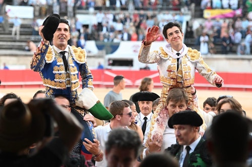 Jornada histórica en La Glorieta: Morante firma la faena de su vida, a hombros con Marco Pérez
