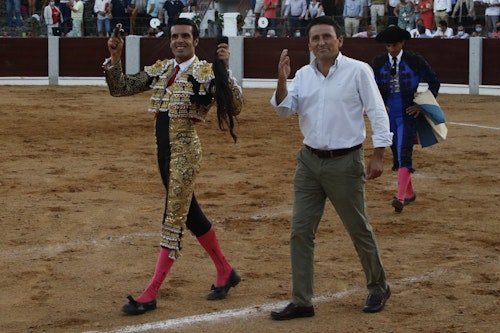 Brillante cierre en Guijuelo: Diosleguarde, De Justo y tres toros memorables de Orive