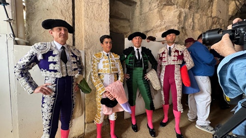 En directo, Nimes: Marco Pérez conquista el anfiteatro en su alternativa