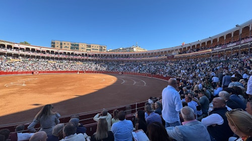 Delicias de Morante y oreja para Borja Jiménez en el cierre de la Feria