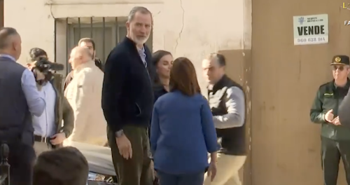 Así hemos contado la visita de los Reyes Felipe y Letizia a la zona cero de la DANA