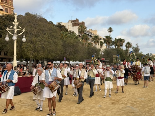 DIRECTO | La Batalla de Flores pone el broche de oro a la Feria de Julio de Valencia
