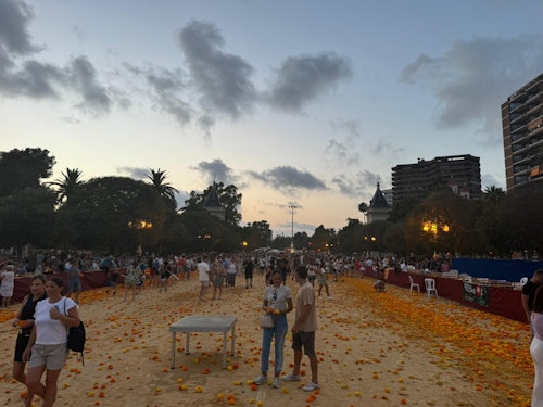 DIRECTO | La Batalla de Flores pone el broche de oro a la Feria de Julio de Valencia