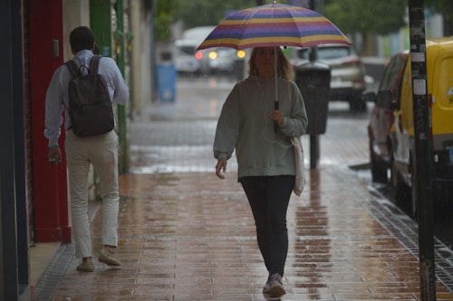 Rescate de conductores y carreteras cortadas por las fuertes lluvias en la Región de Murcia