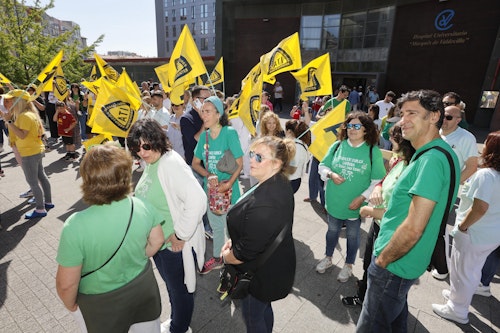 Los sindicatos cifran el seguimiento de la huelga de los docentes en el 52,3%