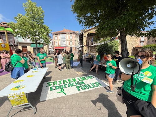 Los sindicatos cifran el seguimiento de la huelga de los docentes en el 52,3%