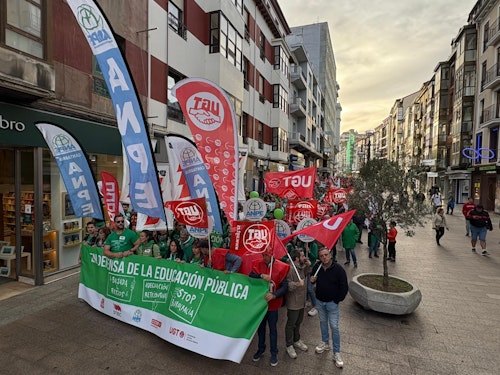 Así le hemos contado el paso a paso de la manifestación docente