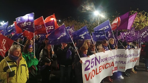 Fin de la protesta con el manifiesto: «¡Basta ya de violencia en internet y las redes!»