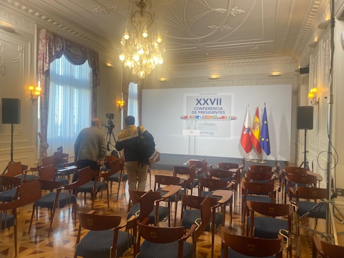 Un minuto a minuto de diez horas para contar la cumbre