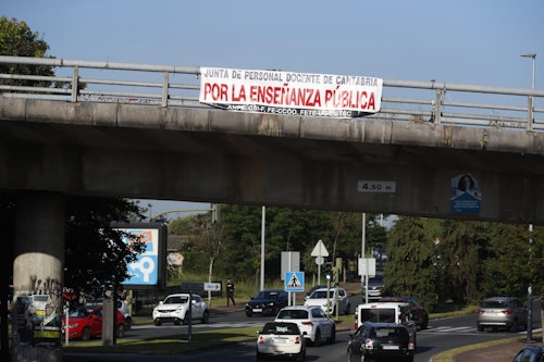 Los sindicatos cifran el seguimiento de la huelga de los docentes en el 52,3%