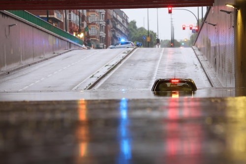 Así te hemos contado la espectacular tormenta que ha anegado Valladolid